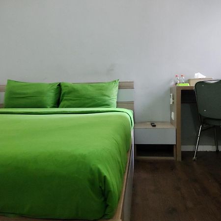 Barata Hotel Near Bandara Soekarno Hatta Tangerang Buitenkant foto