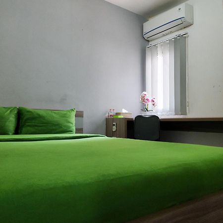 Barata Hotel Near Bandara Soekarno Hatta Tangerang Buitenkant foto