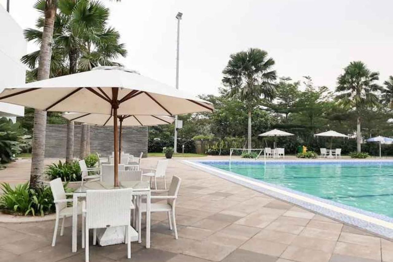 Barata Hotel Near Bandara Soekarno Hatta Tangerang Buitenkant foto