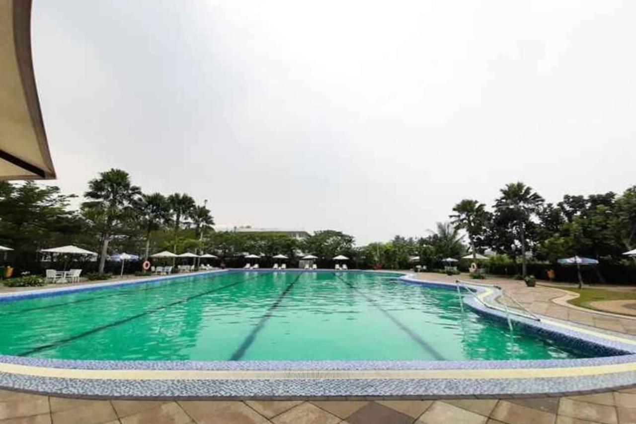 Barata Hotel Near Bandara Soekarno Hatta Tangerang Buitenkant foto