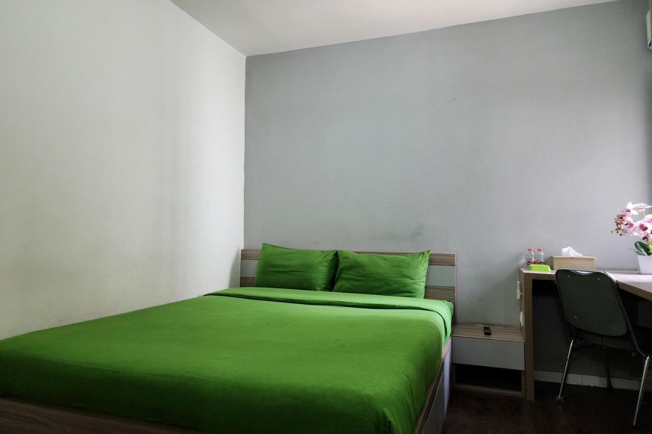 Barata Hotel Near Bandara Soekarno Hatta Tangerang Buitenkant foto