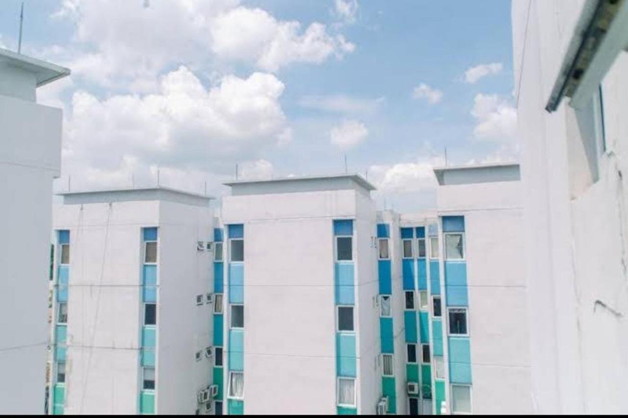 Barata Hotel Near Bandara Soekarno Hatta Tangerang Buitenkant foto