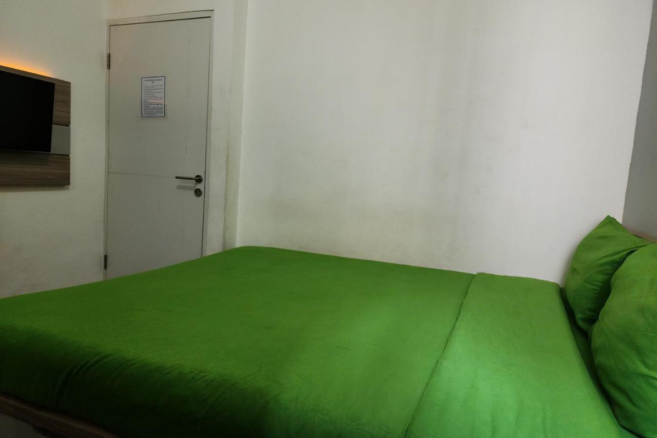Barata Hotel Near Bandara Soekarno Hatta Tangerang Buitenkant foto