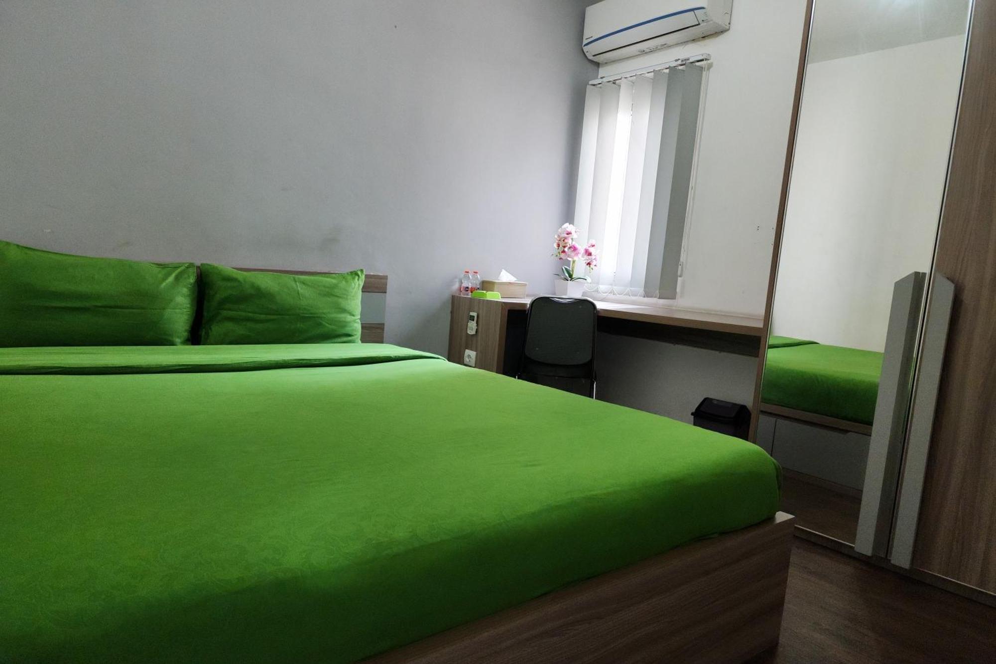 Barata Hotel Near Bandara Soekarno Hatta Tangerang Buitenkant foto
